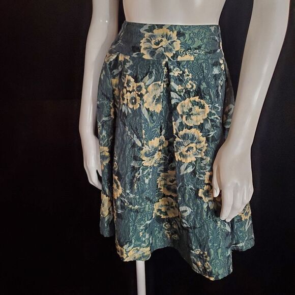 Zara Woman Green, Blue, & Cream Floral Skirt (8) - Picture 1 of 5